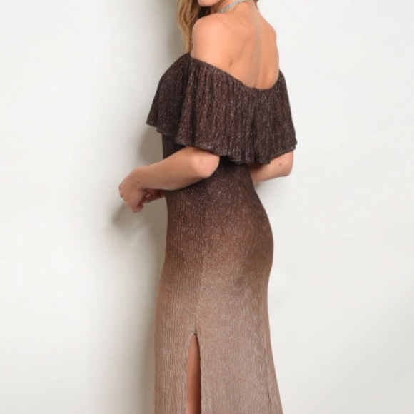 HOT SALES ❗️Off The Shoulder Ruffle Maxi - Picture 5 of 7